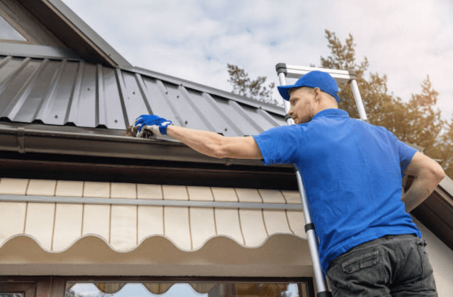 gutter cleaning in woodbury